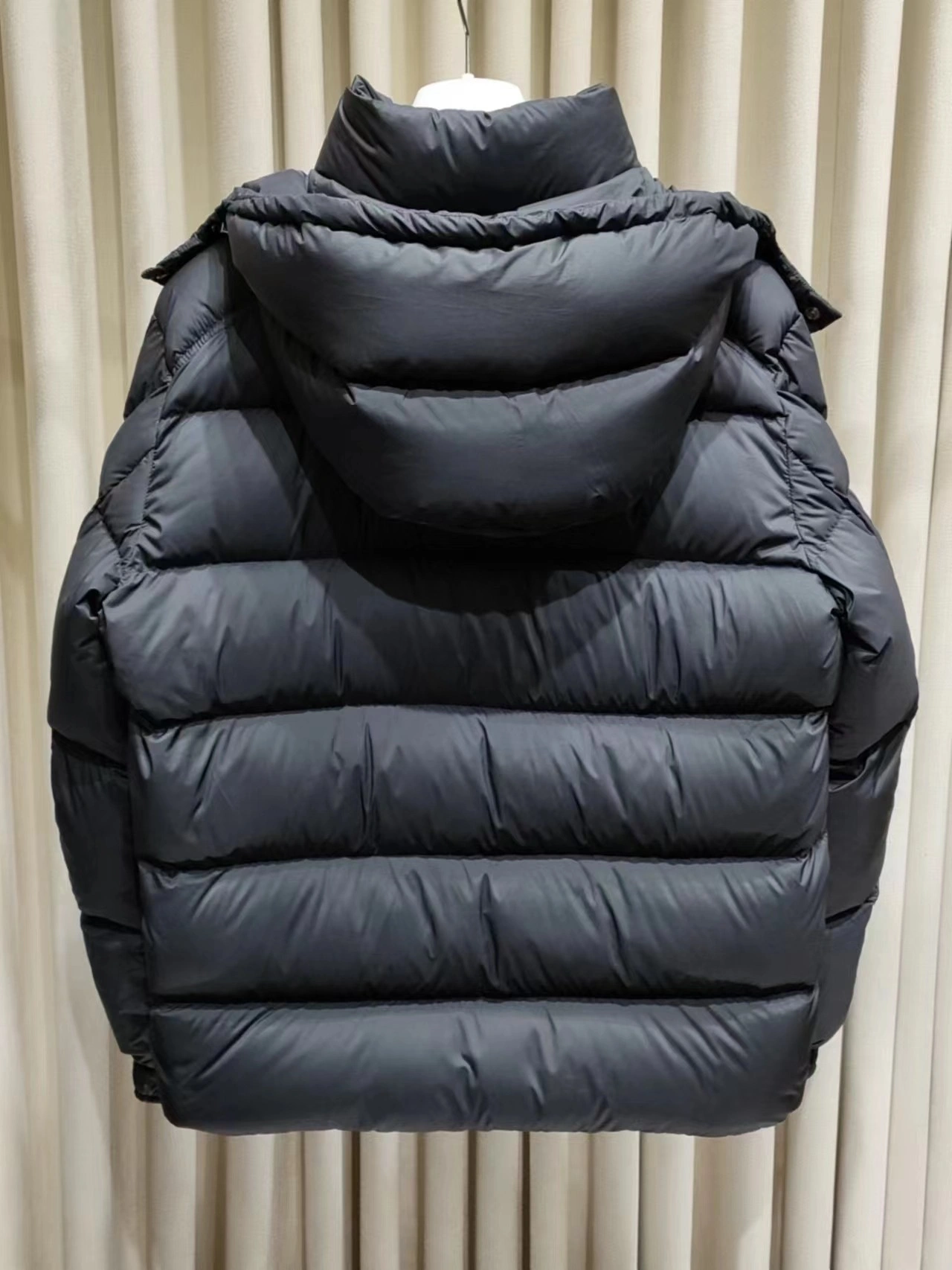 wg.luxury- 7o9385r down jacket oversized item:D-F140J5017